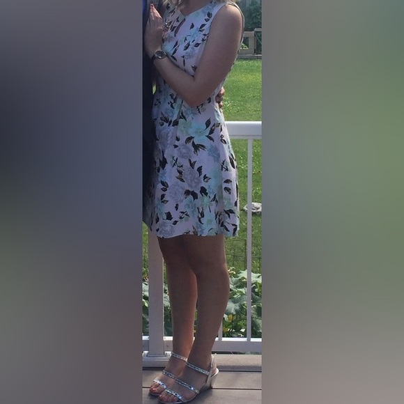 Mini dress, flower, A-line - Picture 1 of 3